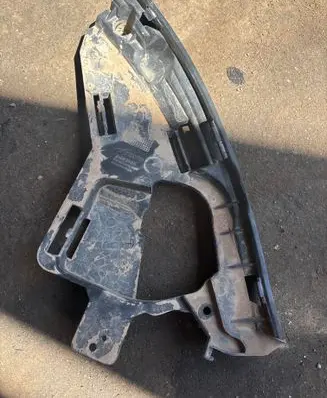 Volvo XC60 Headlight/headlamp mounting bracket 31383885