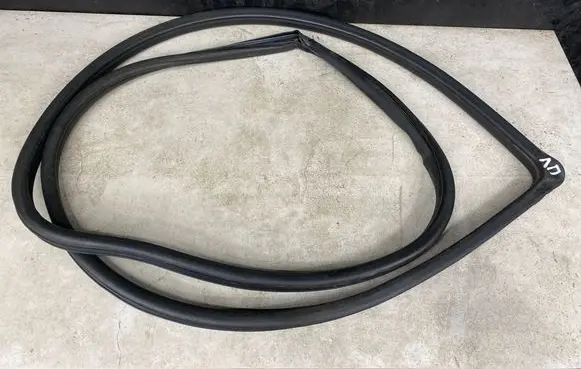 Honda Civic Front door rubber seal