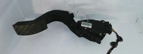 Audi A4 S4 B5 8D Accelerator throttle pedal 8D1721523 6PV007770