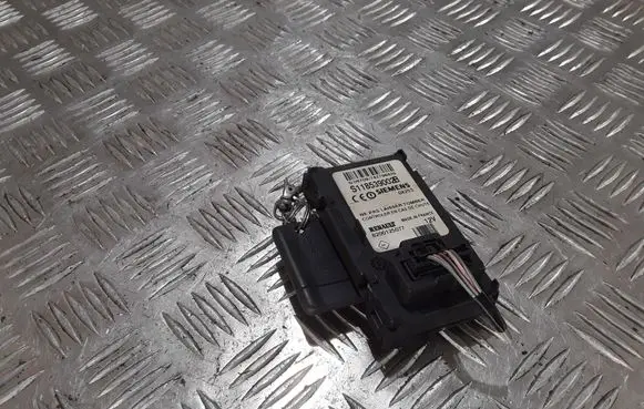 Renault Scenic II - Grand scenic II Ignition key card reader 8200125077