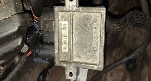 Jeep Grand Cherokee (WK) Engine control unit/module 