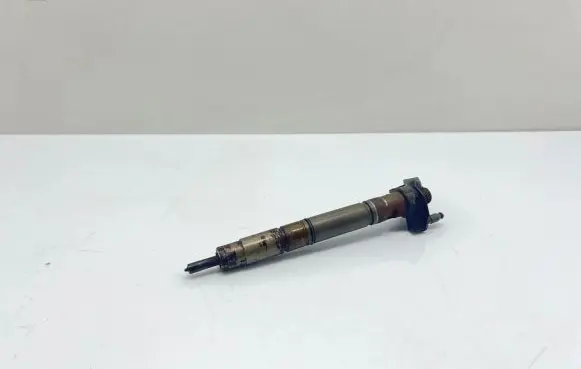 Audi A7 S7 4G Fuel injector 059130277CD 0445117022