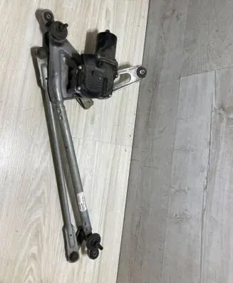Audi A5 Front wiper linkage and motor 8W6955023d