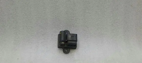 Mercedes-Benz ML W166 Glow plug pre-heat relay A6519005602