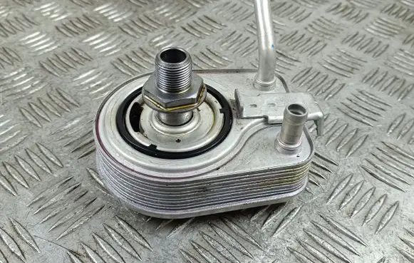 KIA Niro Oil filter mounting bracket