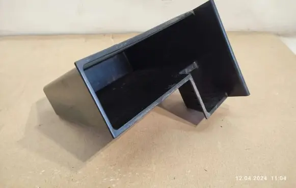 Volkswagen Touran I Glove box 1T0863071