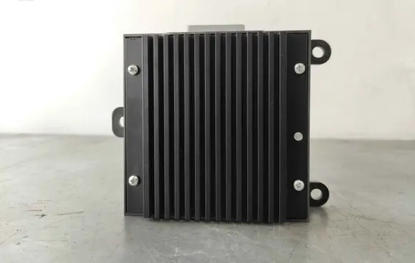 Jaguar XF X250 Voltage converter/converter module C2D40918 C2D23810