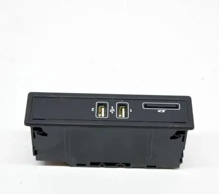 Mercedes-Benz C W205 AUX in-socket connector A2058200526