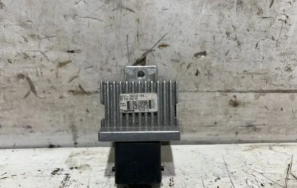 Peugeot 508 Glow plug pre-heat relay 9663824880