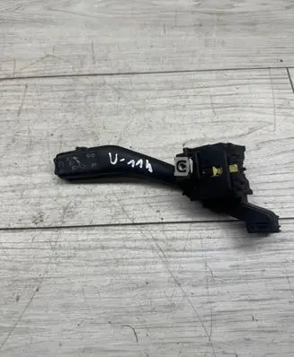 Volkswagen Golf VI Indicator stalk 1K0953513F 10351171575177
