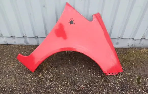 Mitsubishi Colt Fender