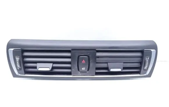 BMW 1 F20 F21 Dash center air vent grill 9317944