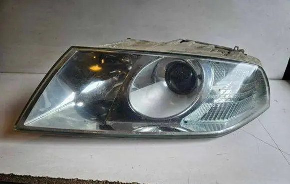 Skoda Octavia Mk2 (1Z) Headlight/headlamp