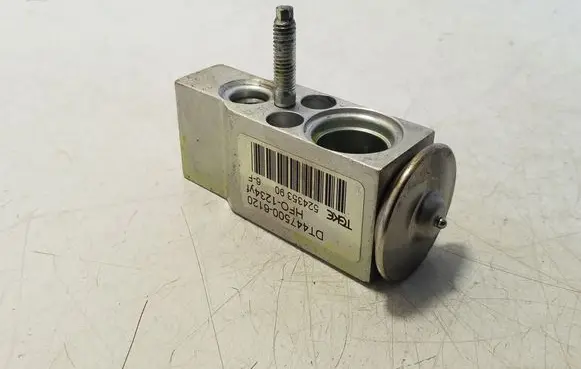Fiat Tipo Air conditioning (A/C) expansion valve DT447500