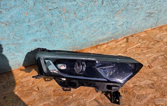 Renault Koleos II Headlight/headlamp 260103366R