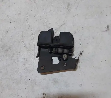BMW 5 E60 E61 Seat back rest lock catch 52207112864