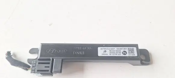 KIA Pro Cee'd III Aerial antenna amplifier 95420S6000