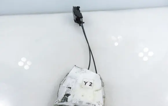 Suzuki SX4 Rear door lock 
