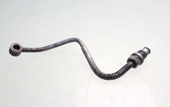 Nissan Qashqai Turbo turbocharger oiling pipe/hose
