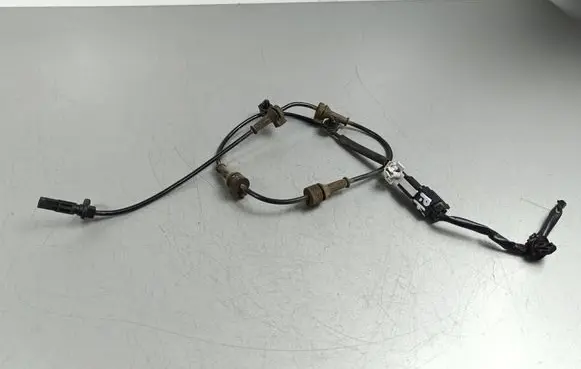 Suzuki SX4 S-Cross ABS brake wheel speed sensor 50403217A6
