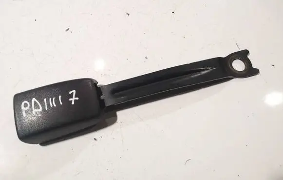 Toyota Aygo AB10 Front seatbelt buckle E034501
