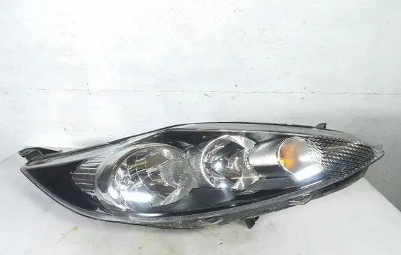 Ford Fiesta Headlight/headlamp 084311187R
