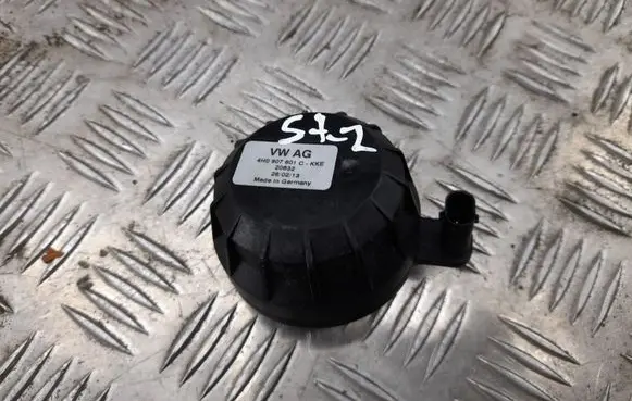 Audi A7 S7 4G Alarm system siren 4H0907601C