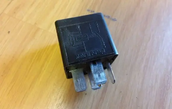 Ford Focus Other relay F0AB14B192AA