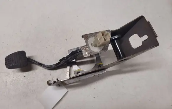 Chevrolet Captiva Brake pedal 120065 C100LHD