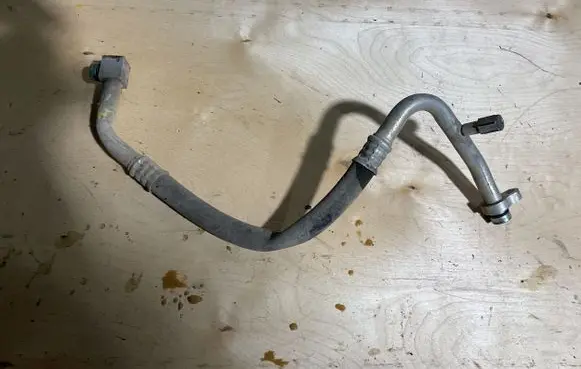 Nissan Pathfinder R51 Air conditioning (A/C) pipe/hose