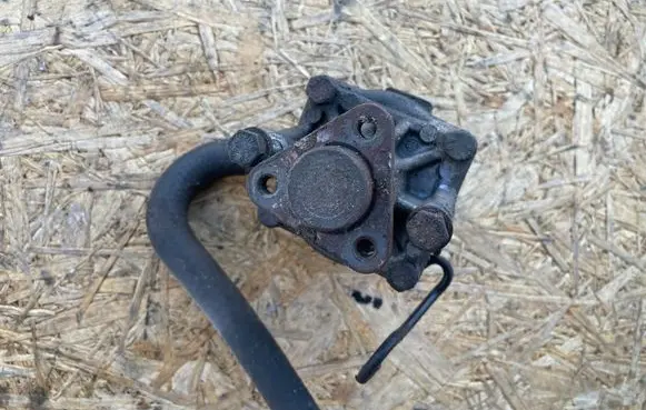 Audi A6 S6 C5 4B Power steering pump 8D0145150