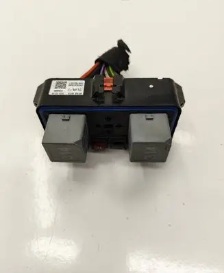 Peugeot 508 II Fuse module 9820725480 18022281 20210210