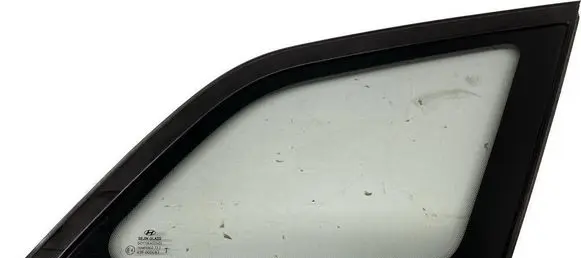 Hyundai i30 Rear side window