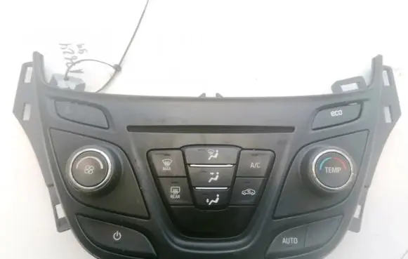Opel Insignia A Climate control unit 90924568 7370200000000x