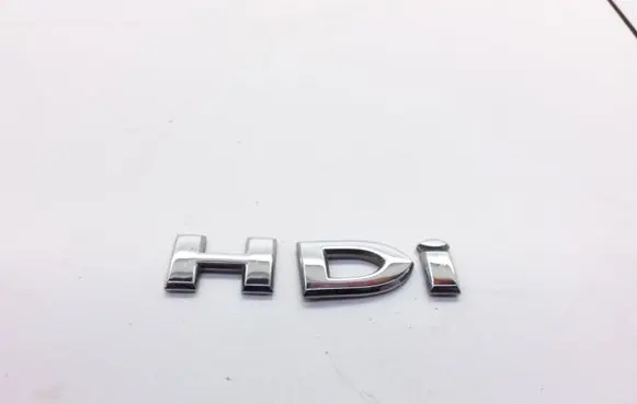 Citroen C5 Manufacturers badge/model letters 0102