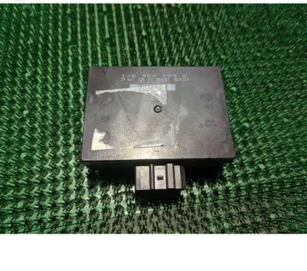 Audi A3 S3 8L Comfort/convenience module 1J0959799Q 5DK00795150