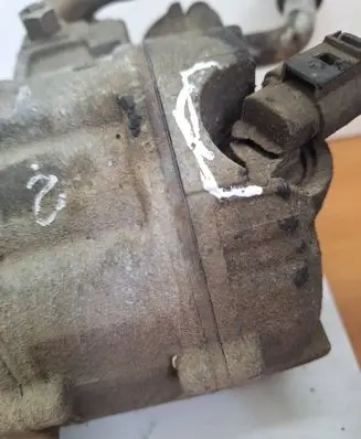 Volkswagen Caddy Air conditioning (A/C) compressor (pump) 1K0820803