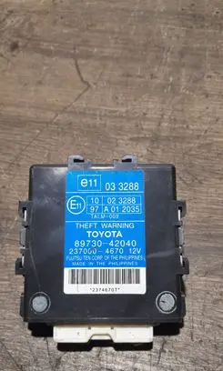 Toyota RAV 4 (XA20) Alarm control unit/module 033288