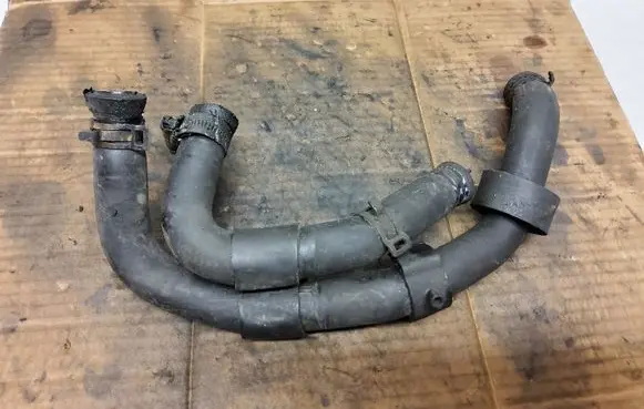 Volkswagen Transporter - Caravelle T5 Engine coolant pipe/hose