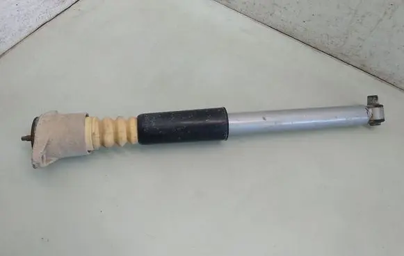 Rear shock absorber/damper
