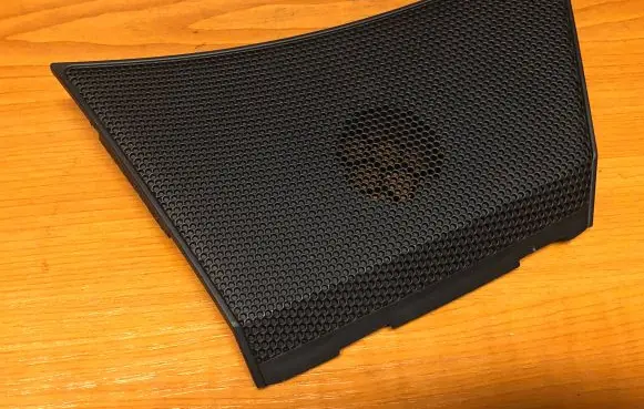 KIA Niro Dash center speaker trim cover 84726G5010 84726G5000