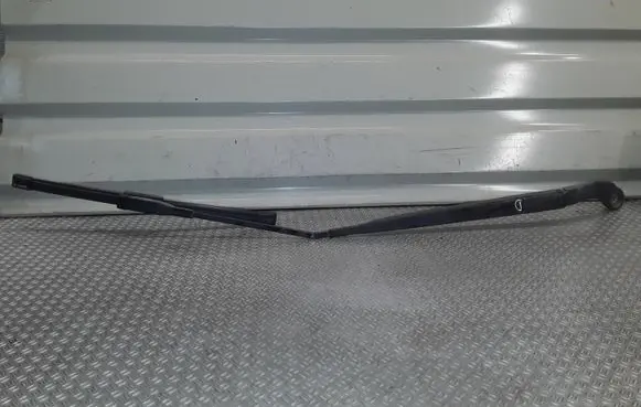 Nissan Qashqai Windshield/front glass wiper blade 