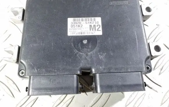 Opel Agila B Engine control unit/module ECU 3392051K2 051K2 E6T90073H2ZE