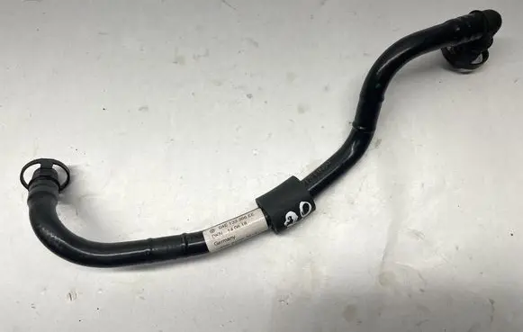 Volkswagen Jetta VII Vacuum line/pipe/hose 04E133366EE 04E133366