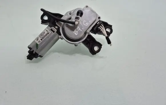 Volkswagen PASSAT B7 Rear window wiper motor 3C9955711A