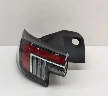 Opel Mokka B Rear/tail lights 9833721880