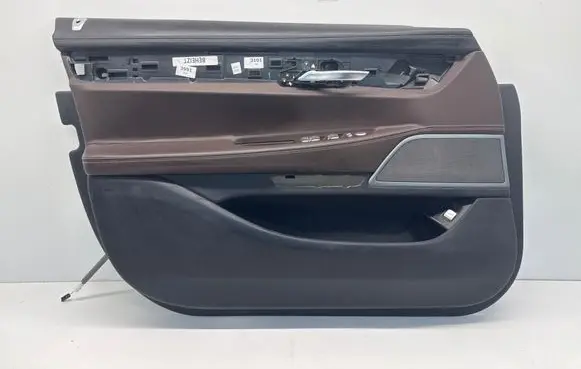 BMW 7 G11 G12 Front door card panel trim