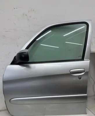Citroen Xsara Picasso Front door