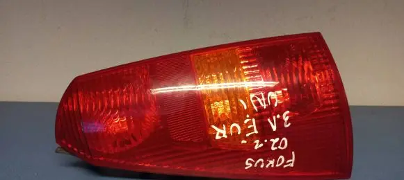 Ford Focus Rear/tail lights XS4X13N004