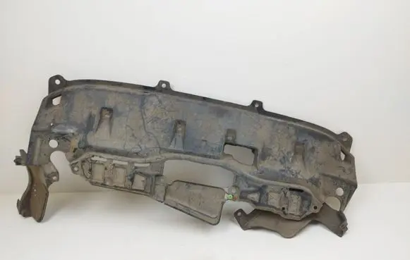 Front bumper skid plate/under tray